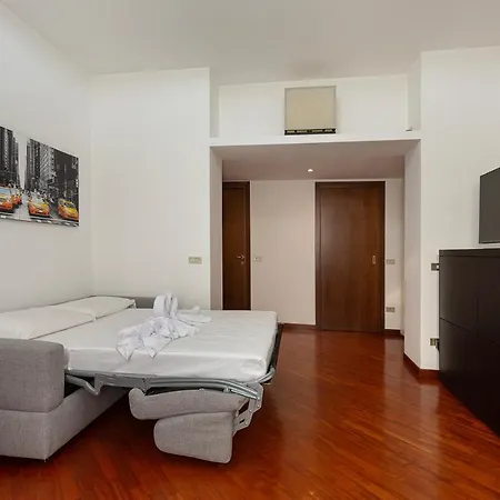Flat In Citylife Near Metro! Appartamento *